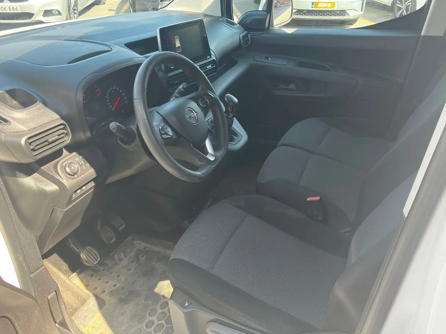 Car Image - 77NF9YzJmH7ie6a3iKVSIh