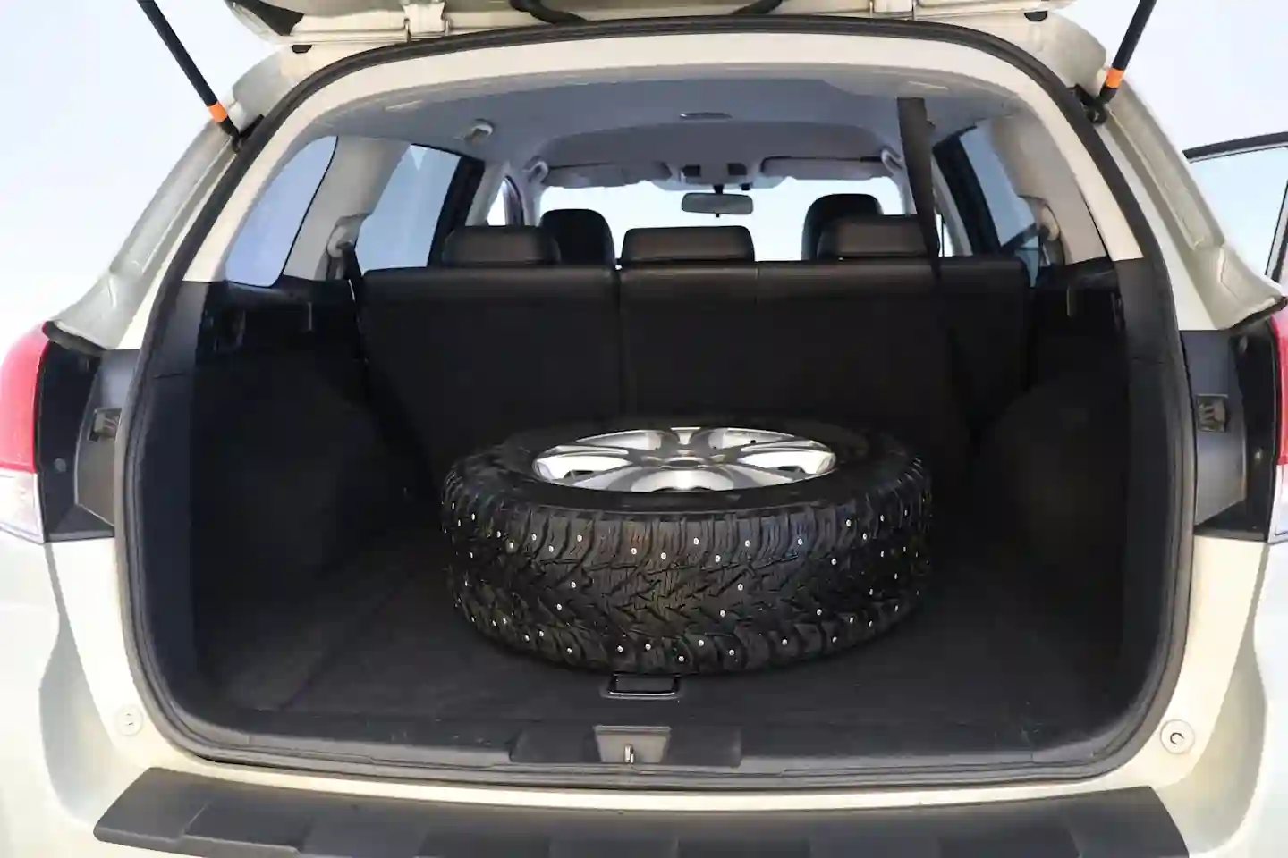 Car Image - 5mkFfSuUVfJrxVmtqAhMs2
