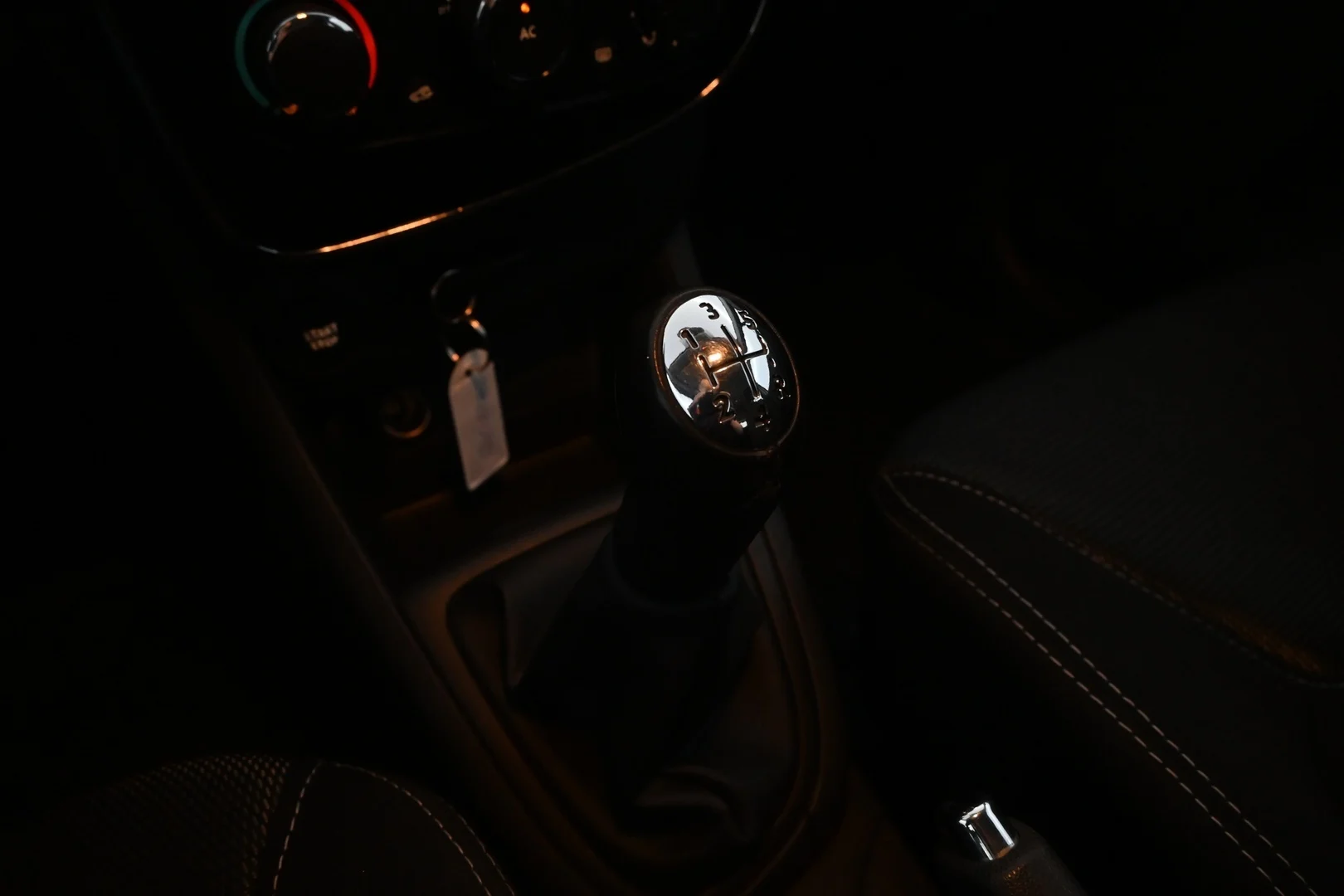 Car Image - 2zEkjIQlMg8DAaJ3yujNyO