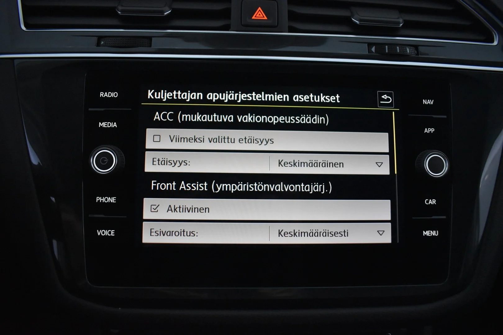 Car Image - 3jR8K6SW5rgGjlHZPwtBFL