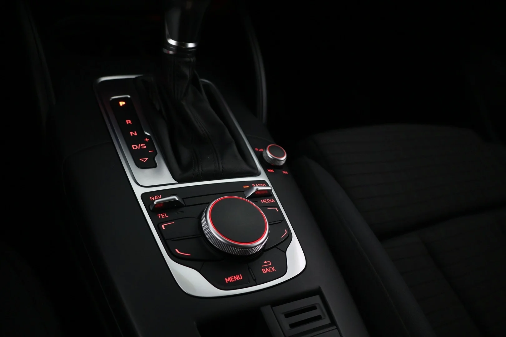 Car Image - 5FwMPiA0Y0BSw9keIxRbLd