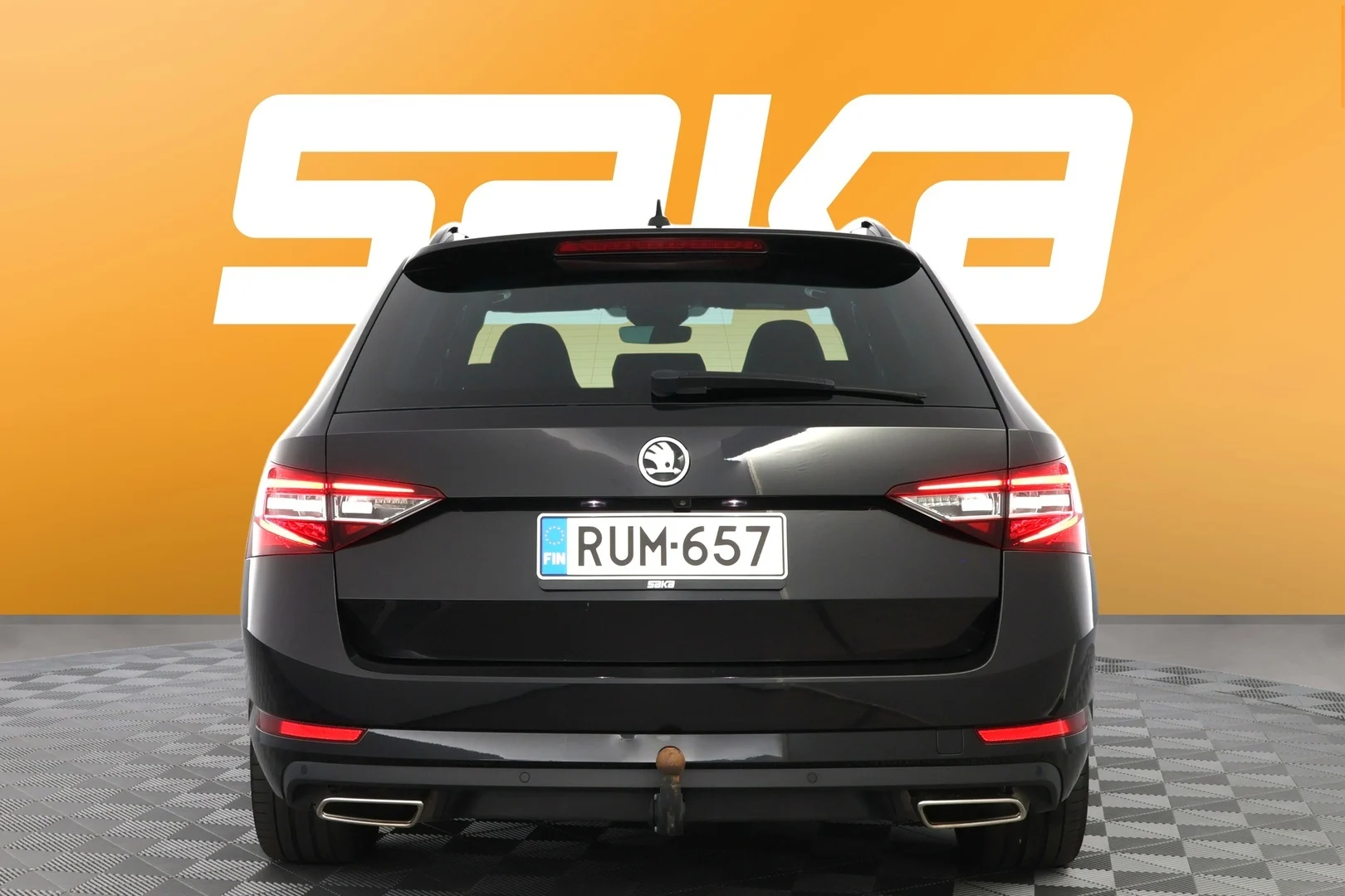 Car Image - 2nls6fmFmGVwlucJrU97LZ