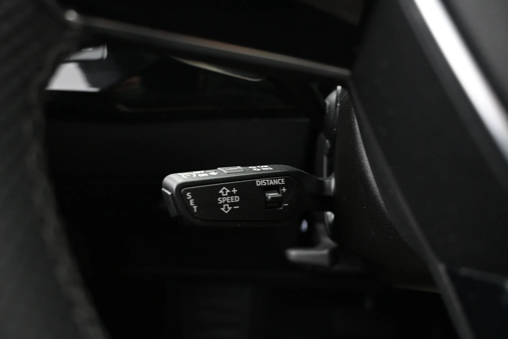 Car Image - 2LU8zTURWrBpoe0tWrrnM1