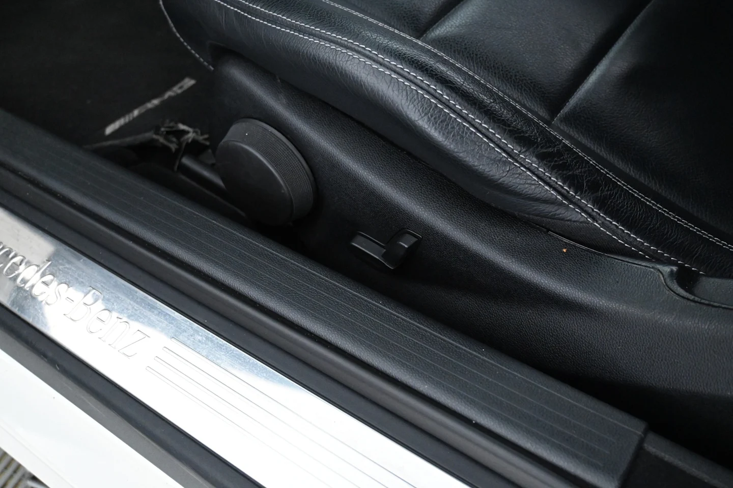 Car Image - eOtrXOnbG3N40wfuXa4ur