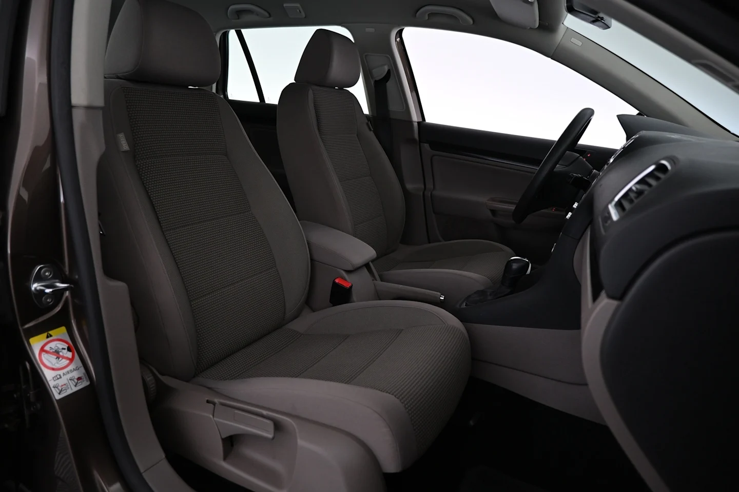Car Image - 4ydmX9GJlrDawWgLW5DUWf