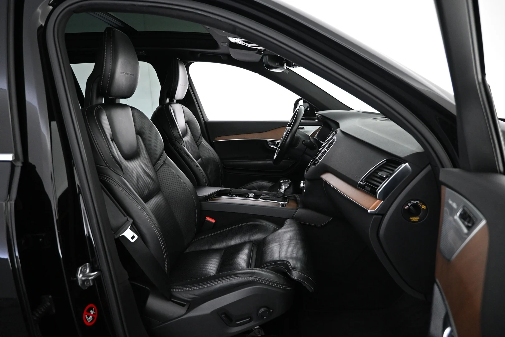 Car Image - 2J7eM0w9FVrwtPUDKNael8