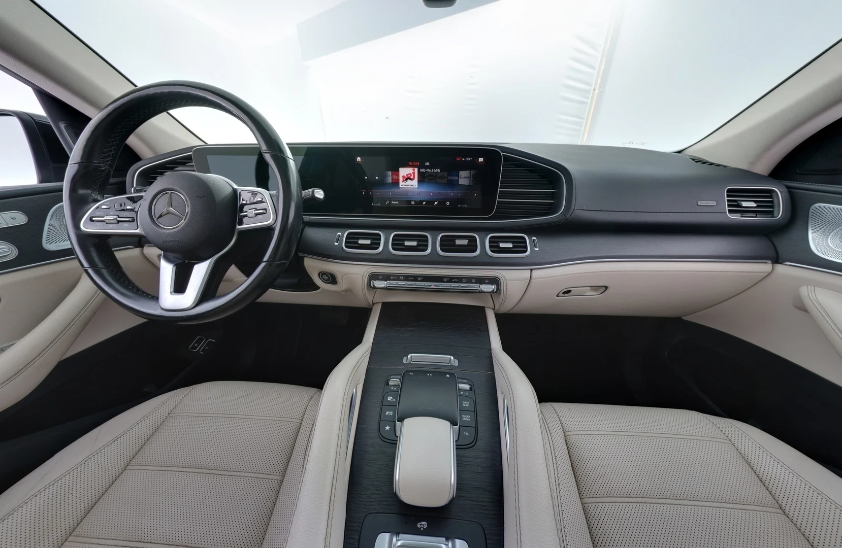 Car Image - 5D7Zs0TbMogOrFrRv7hhOr