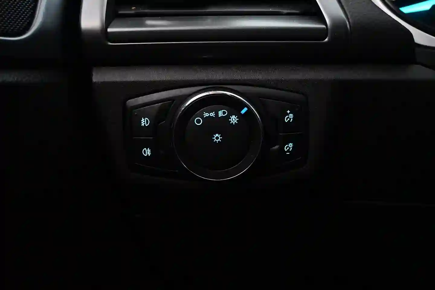 Car Image - 3eD3o1ufVPZogvVsTG1t6P