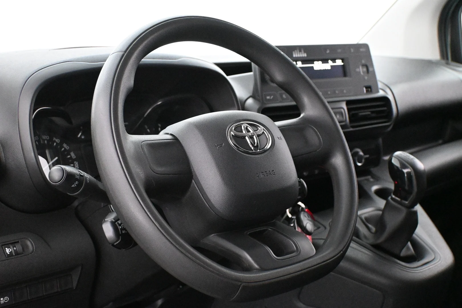 Car Image - 11jq7NfPVbdy8AlQojX4xy