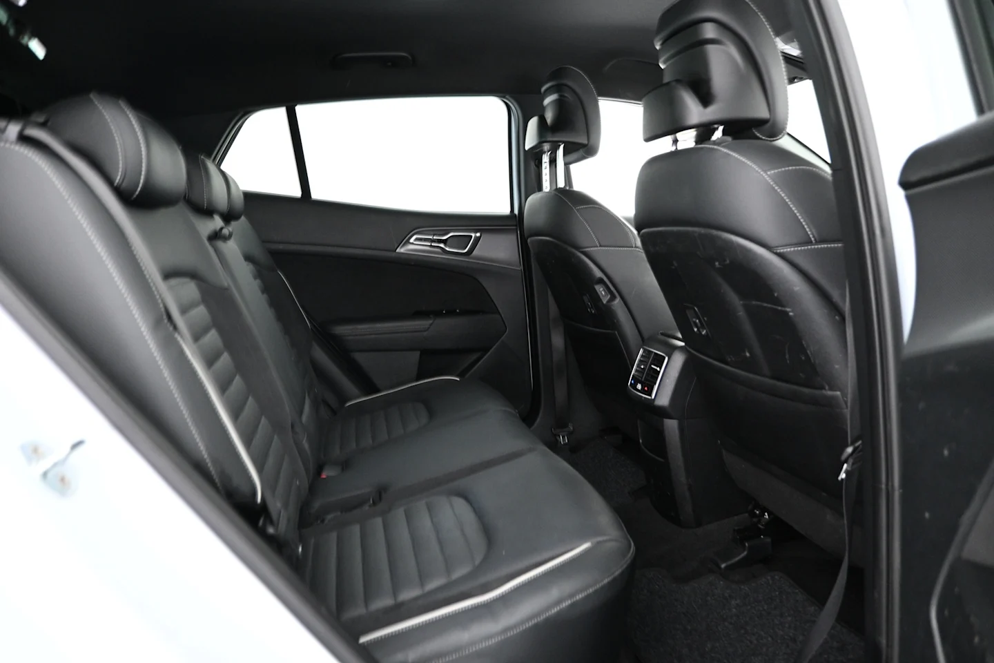Car Image - NcAAubY6wvEdu3TGtkc0C