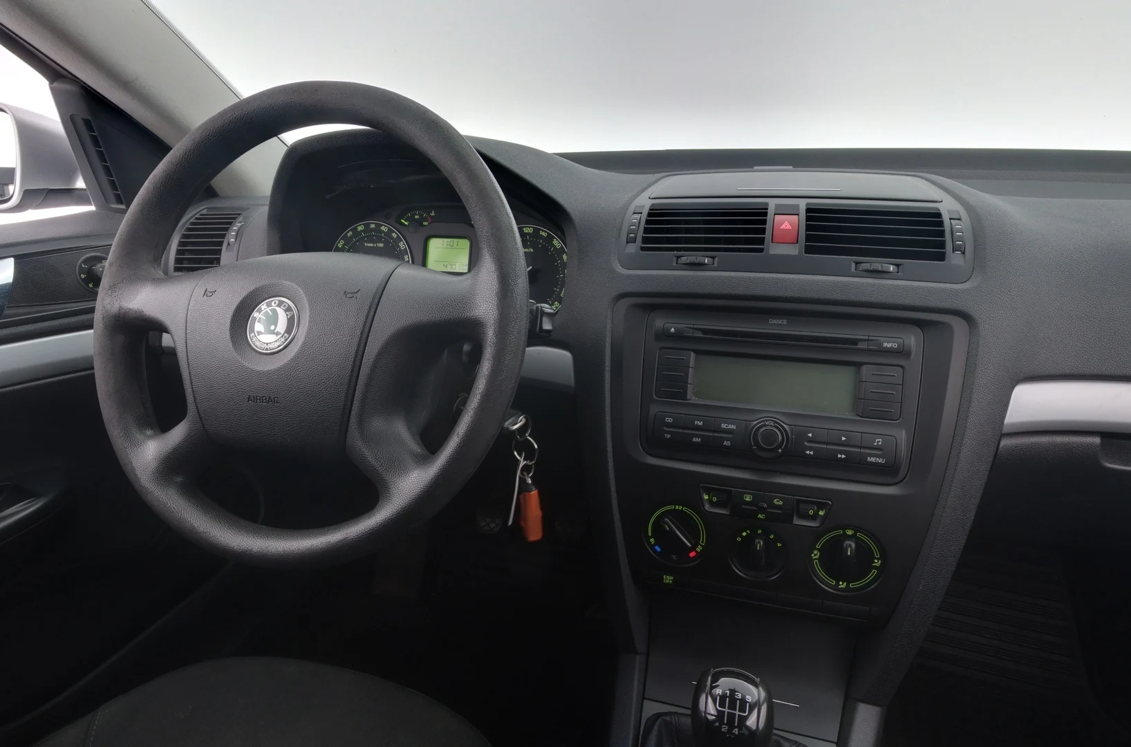Car Image - 6hPnDHgYcF1jHqFEVaYHcA