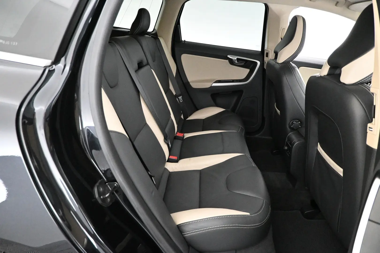 Car Image - 1ouhJNuYantcn0eC7Wdbrf