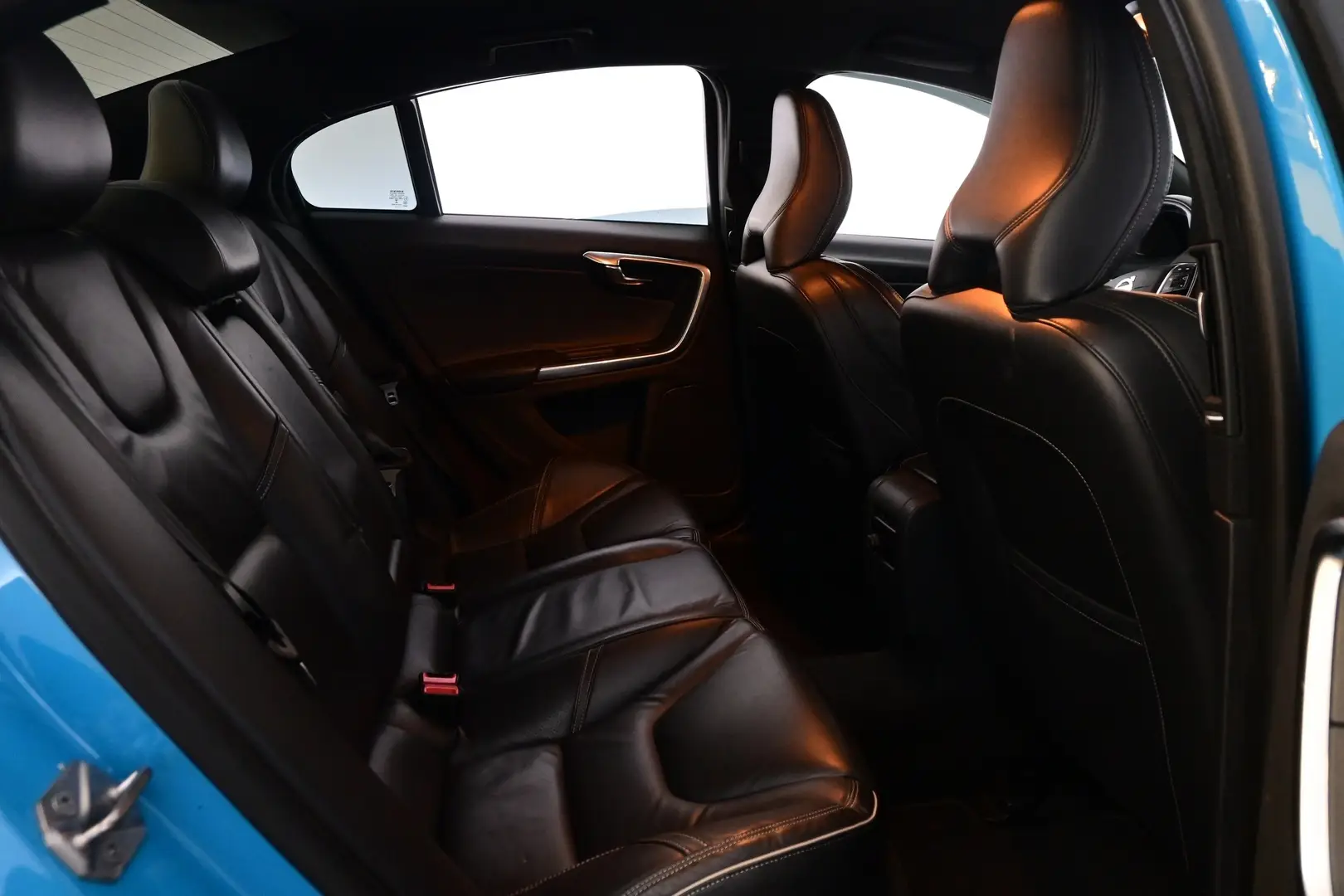 Car Image - 1FXBA6komp0abiQGJRGC3i