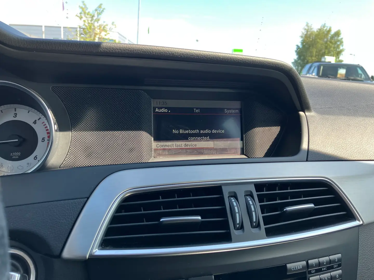 Car Image - 3I7TCiMT3b0jmsasGkYlWw