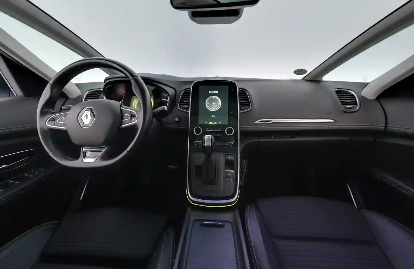 Car Image - FkRnbxb06chVx4R8wmGJx