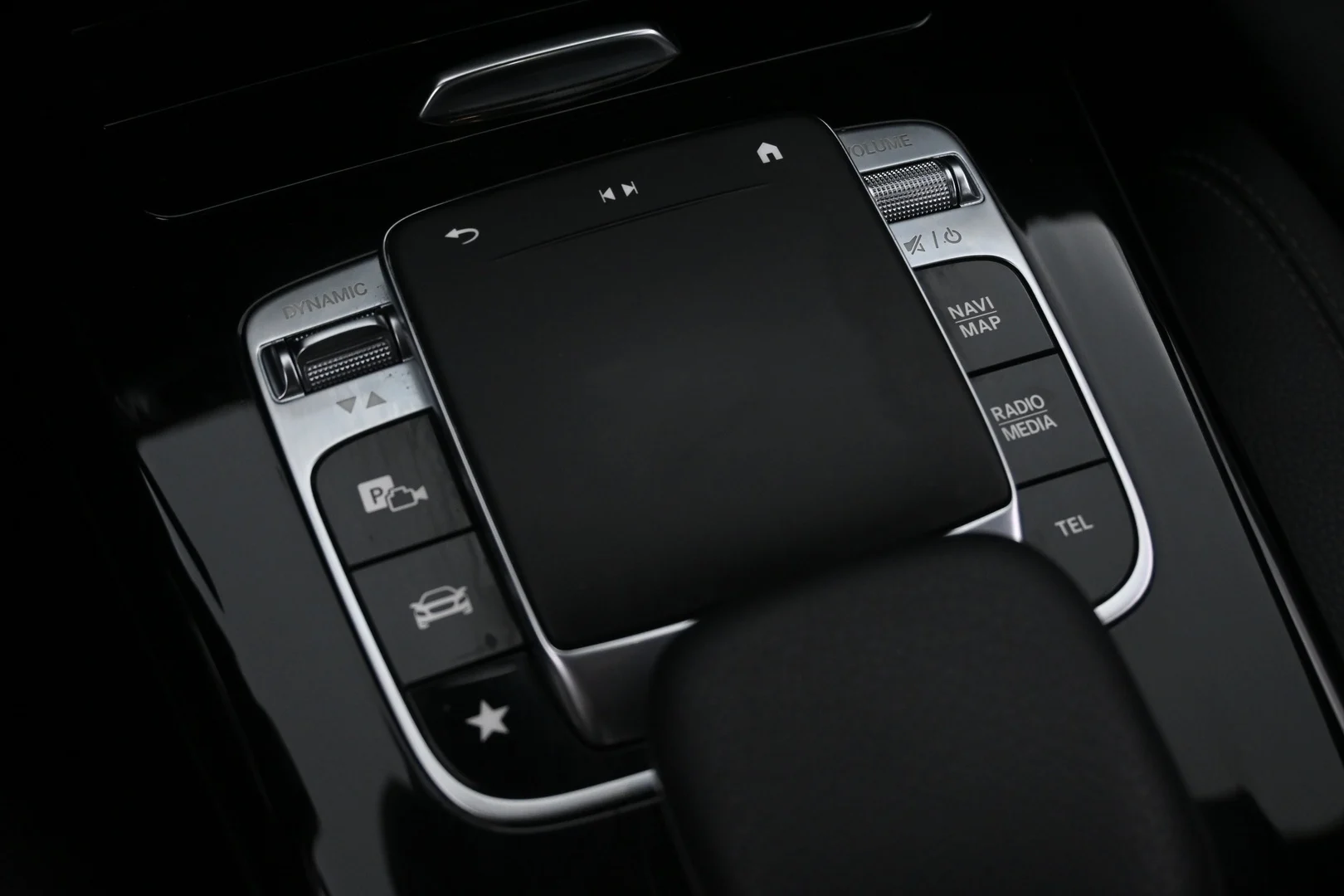 Car Image - 69MYHlyXLVl3LIbt3JSTWF