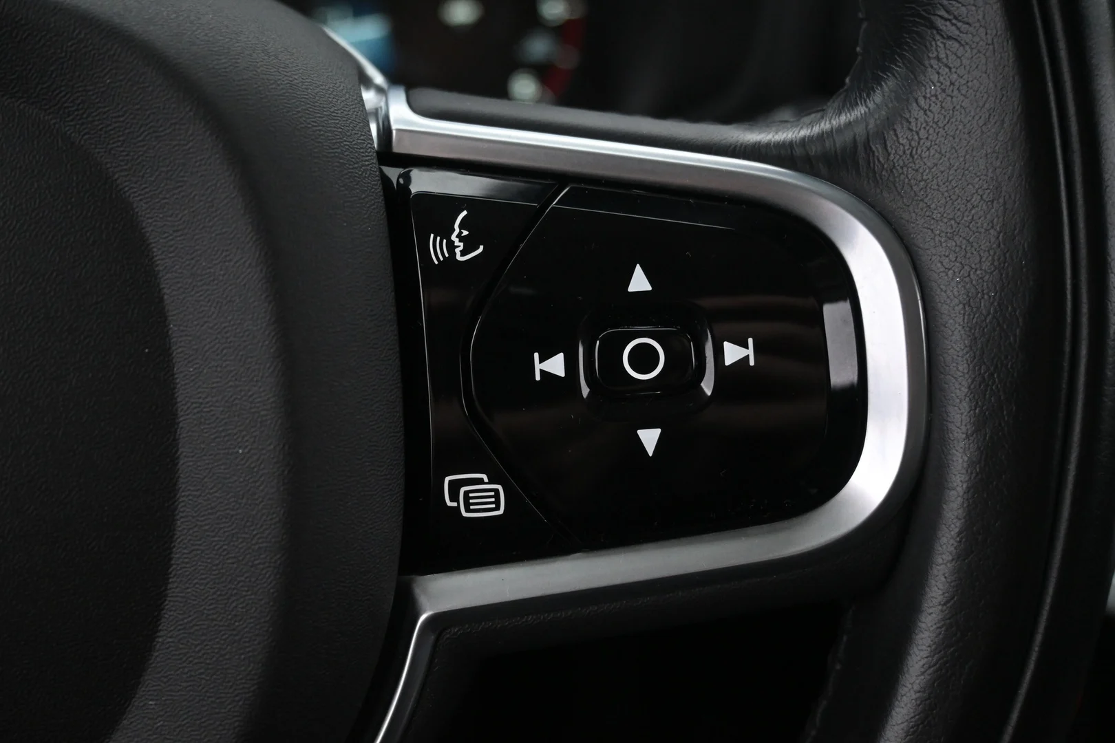 Car Image - 3Vy0y5tGRvFOU68M2GQ4ex