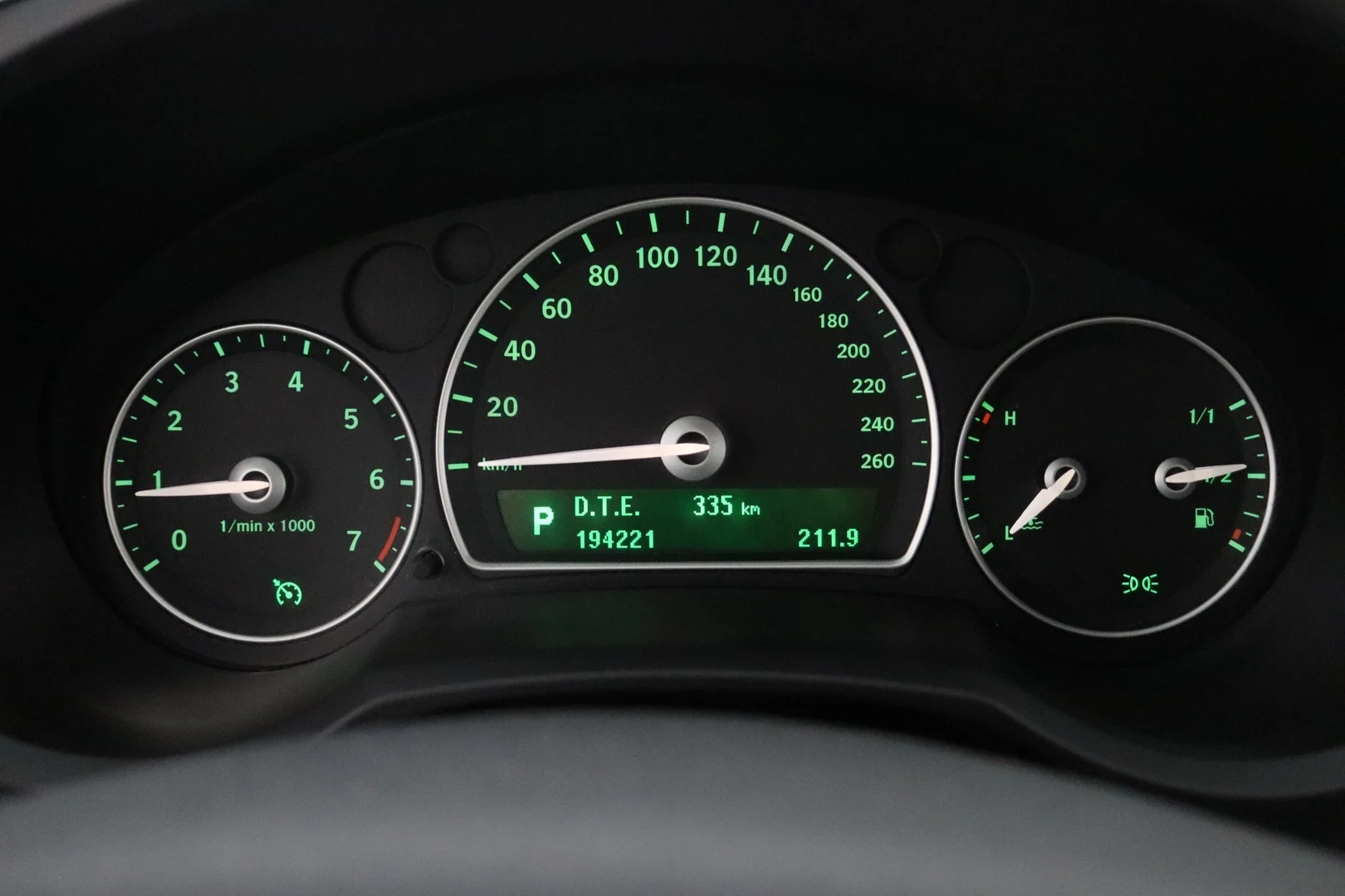 Car Image - 1fipLnXJXieVsbmxHcyBxe