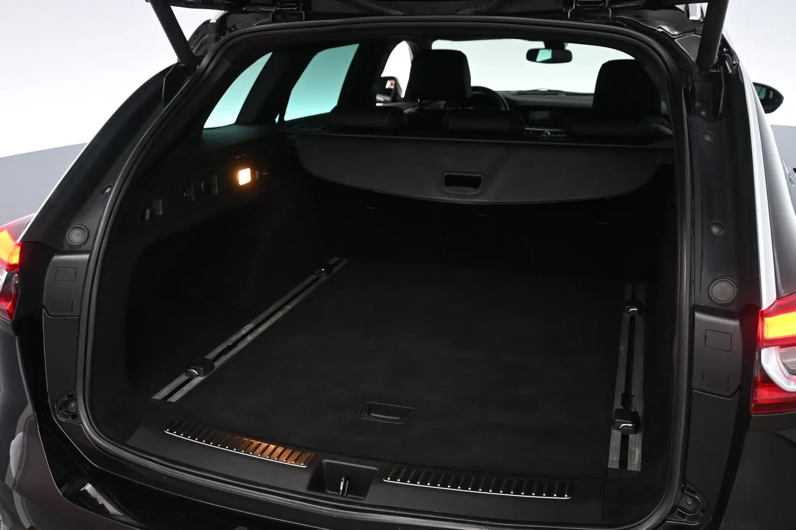 Car Image - 30T7RJbzdIxgF50ttIqZQT
