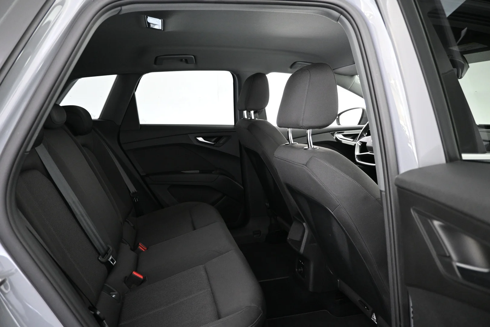 Car Image - PU0zufC3x9FniqCql2dy4