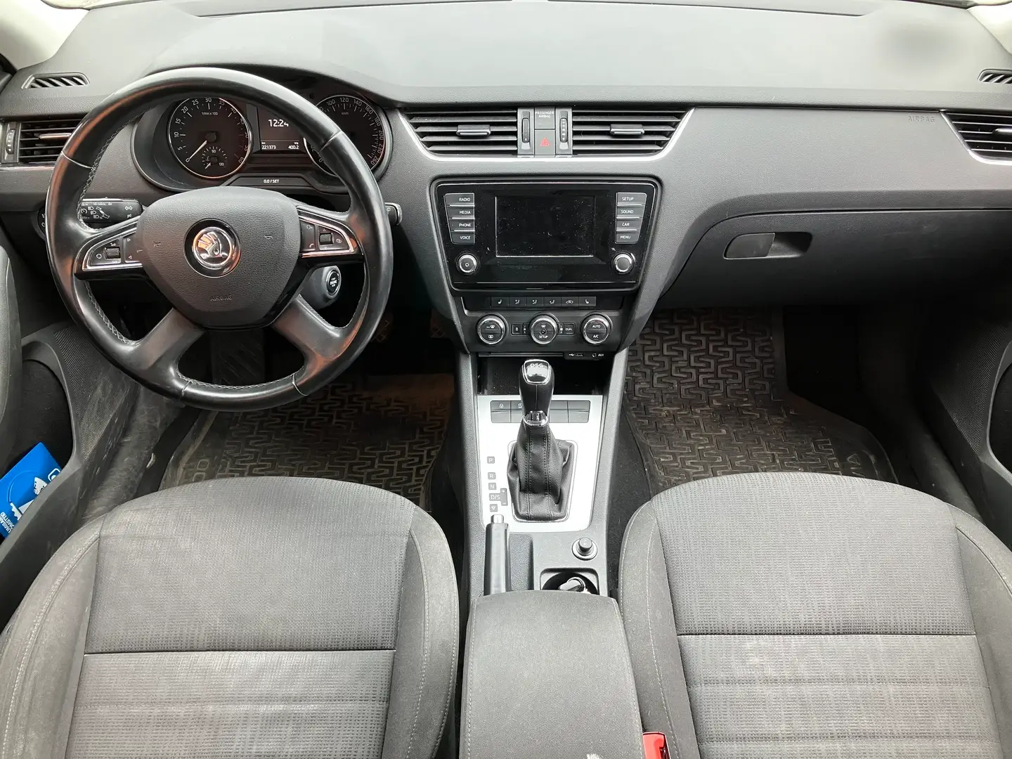 Car Image - 6uP9j8PVpmDpYNYIxBjsod