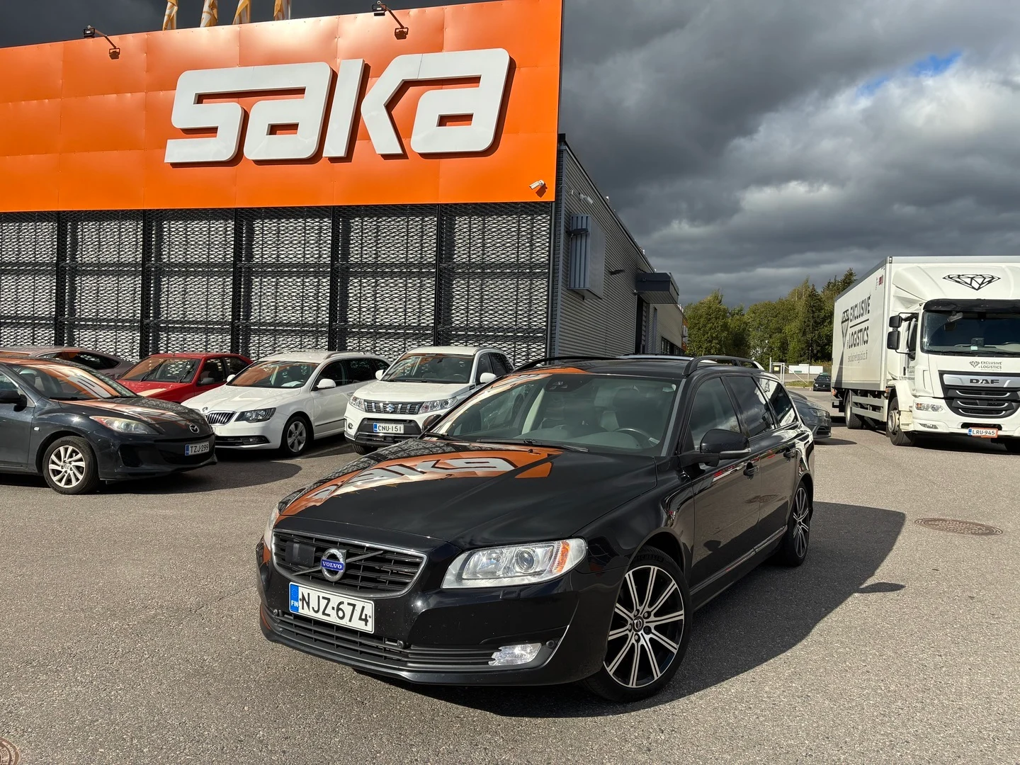 Car Image - OEMR905tbQkuIZHLfr6wQ
