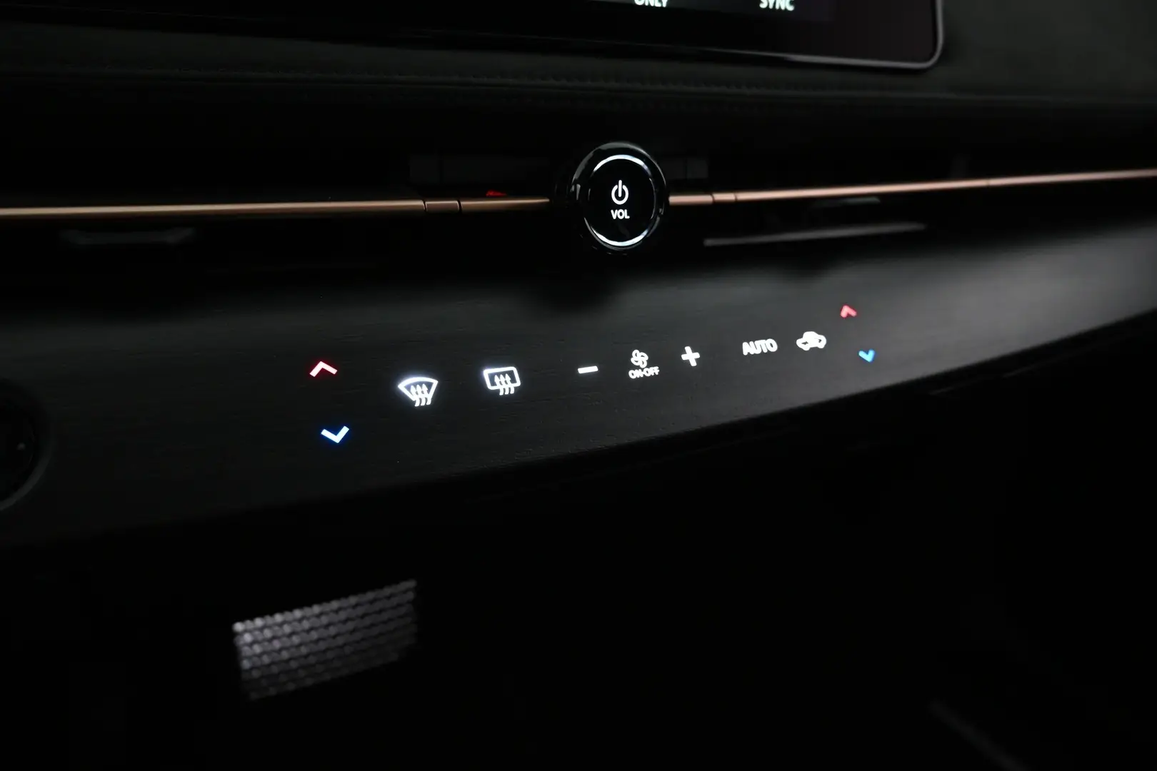 Car Image - NHL5we6hzPPoATdZrLJtZ