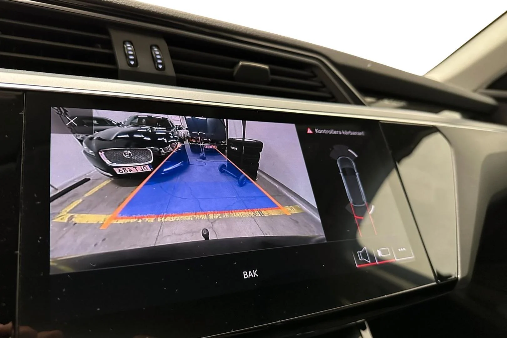 Car Image - 5sri9LxhGgnvPQ8nOgDtB8