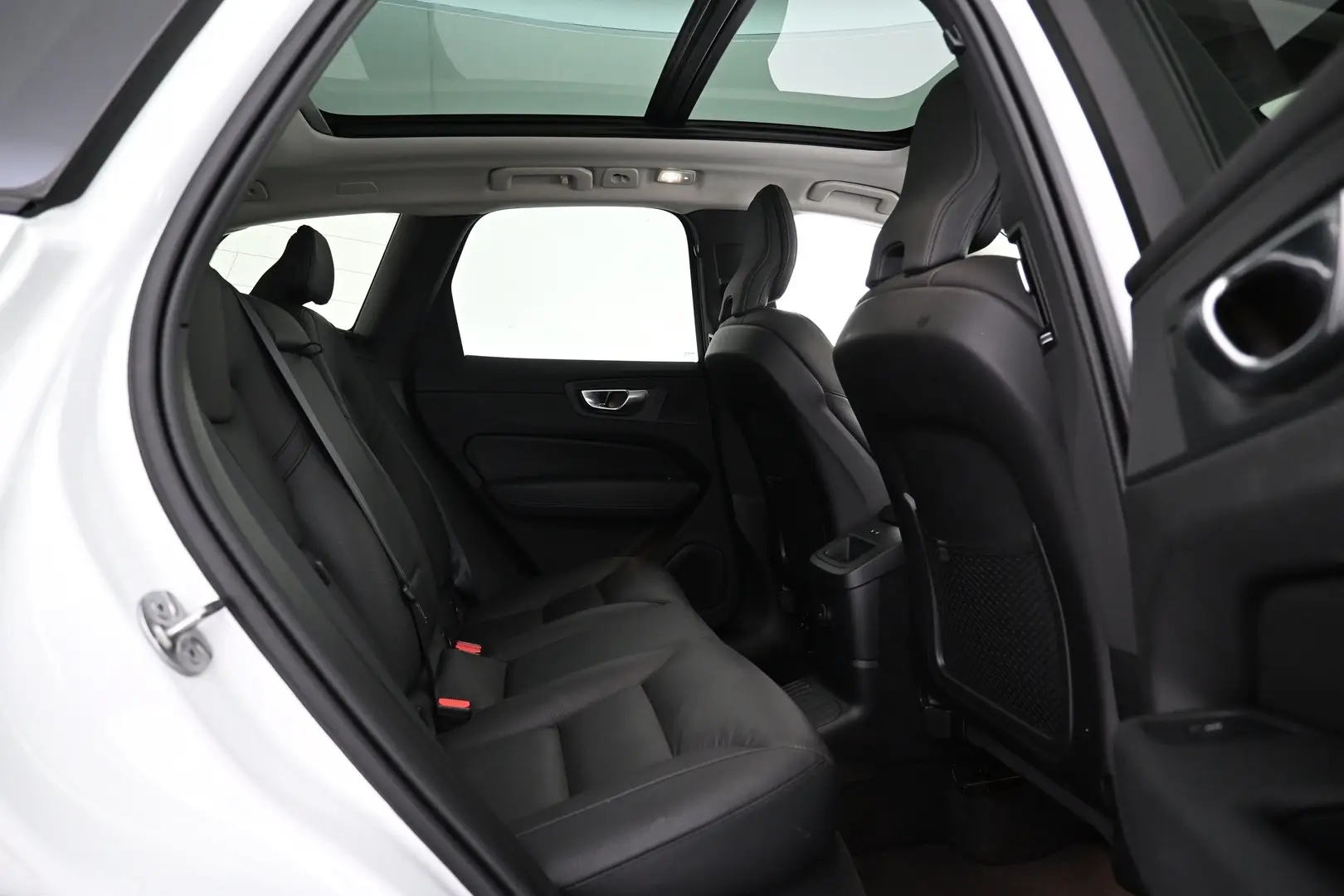 Car Image - 2CFlMgHHxXsTDWjw6G04DA