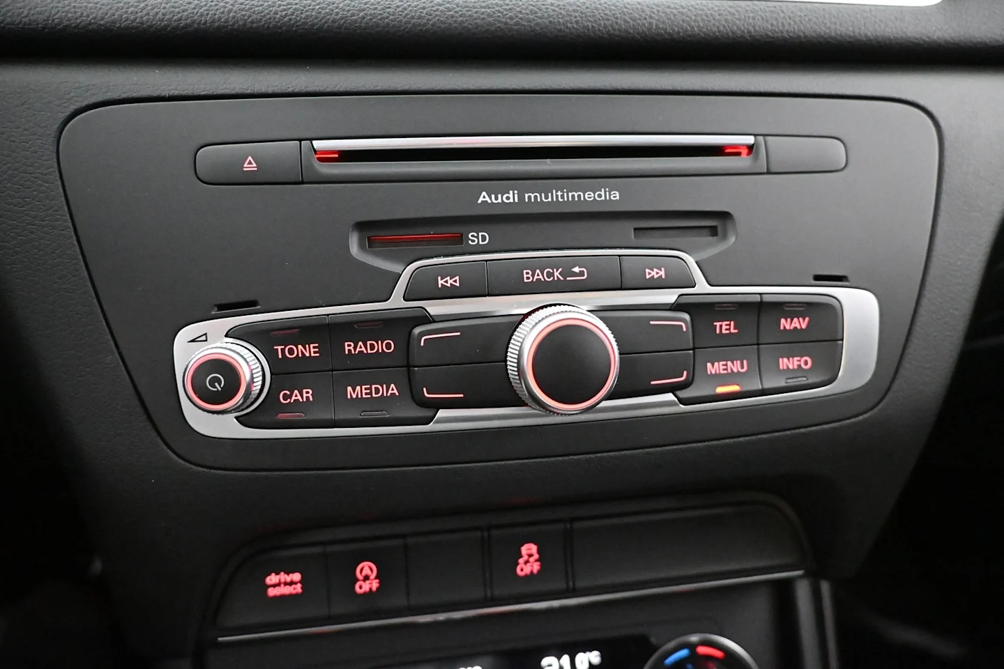 Car Image - 742MCYjj5w4aFsiSyAbi0t