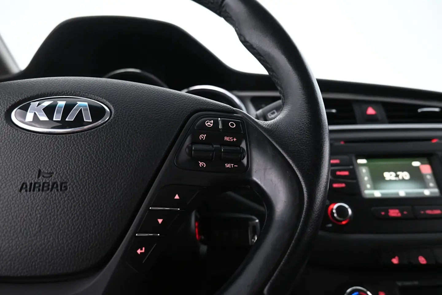 Car Image - N6EtLPUhw4DhRCRuXdISM