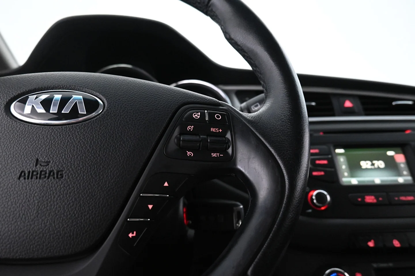 Car Image - N6EtLPUhw4DhRCRuXdISM