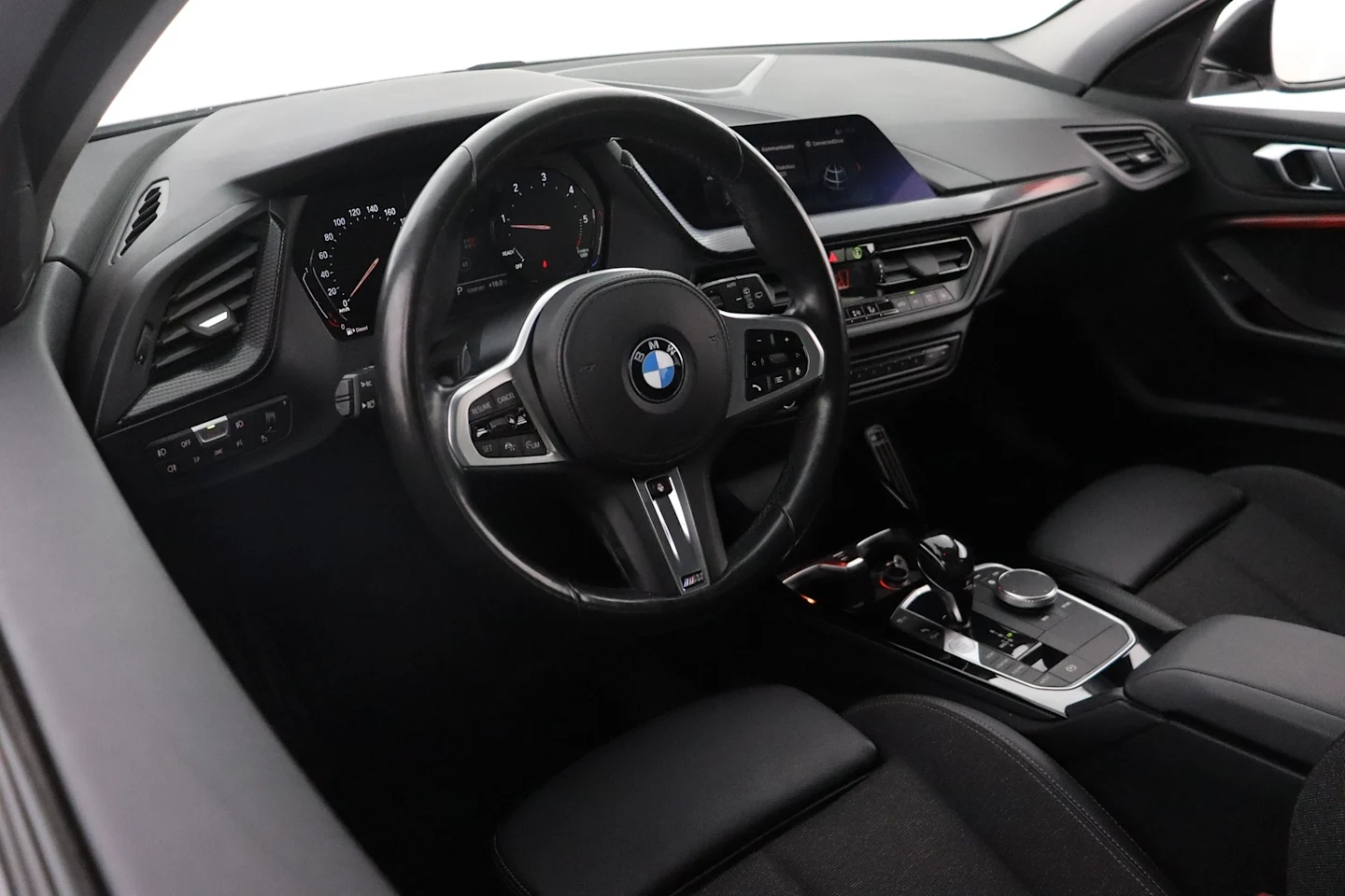 Car Image - 3NFLyRLOvOHHZrBj9xKKzH