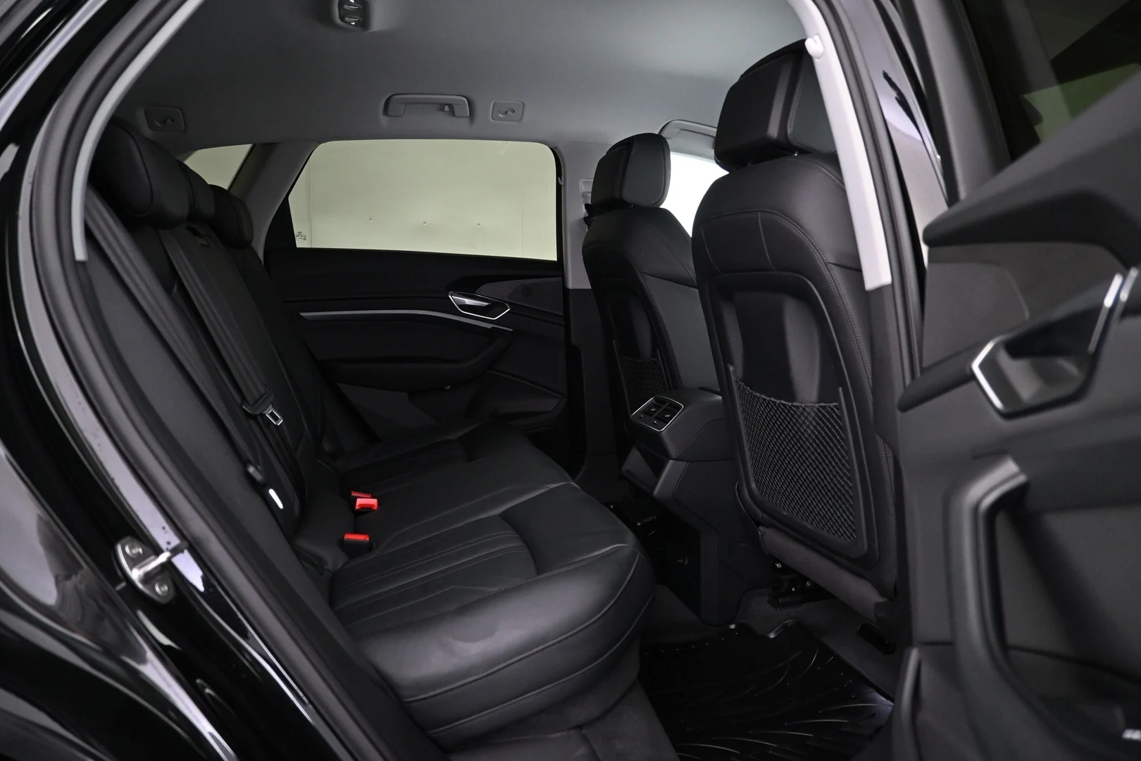 Car Image - 5dnuIRt0wtTDSTMSTHRwzG