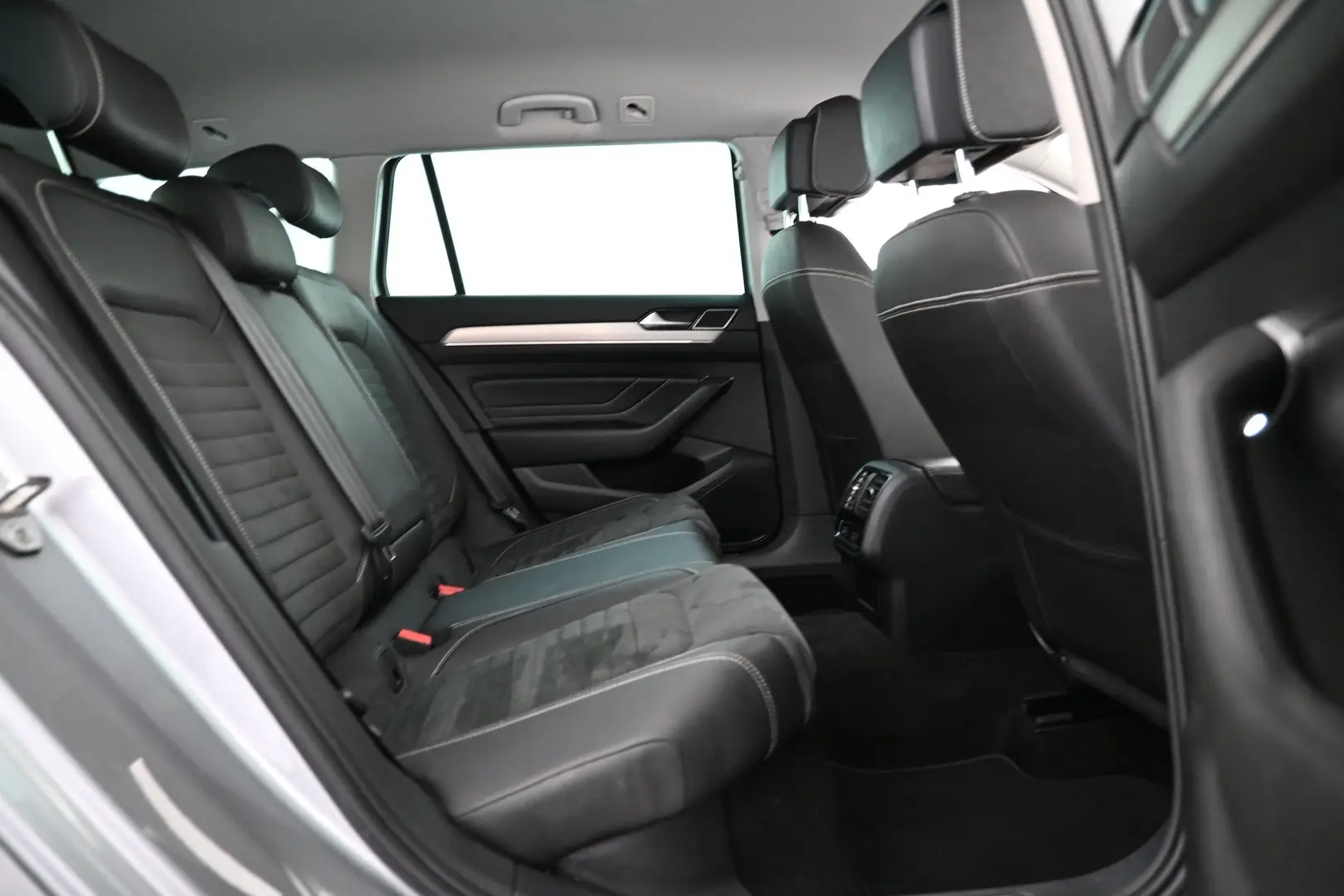 Car Image - 4mYqRe8BDD6yA65QfLosP2
