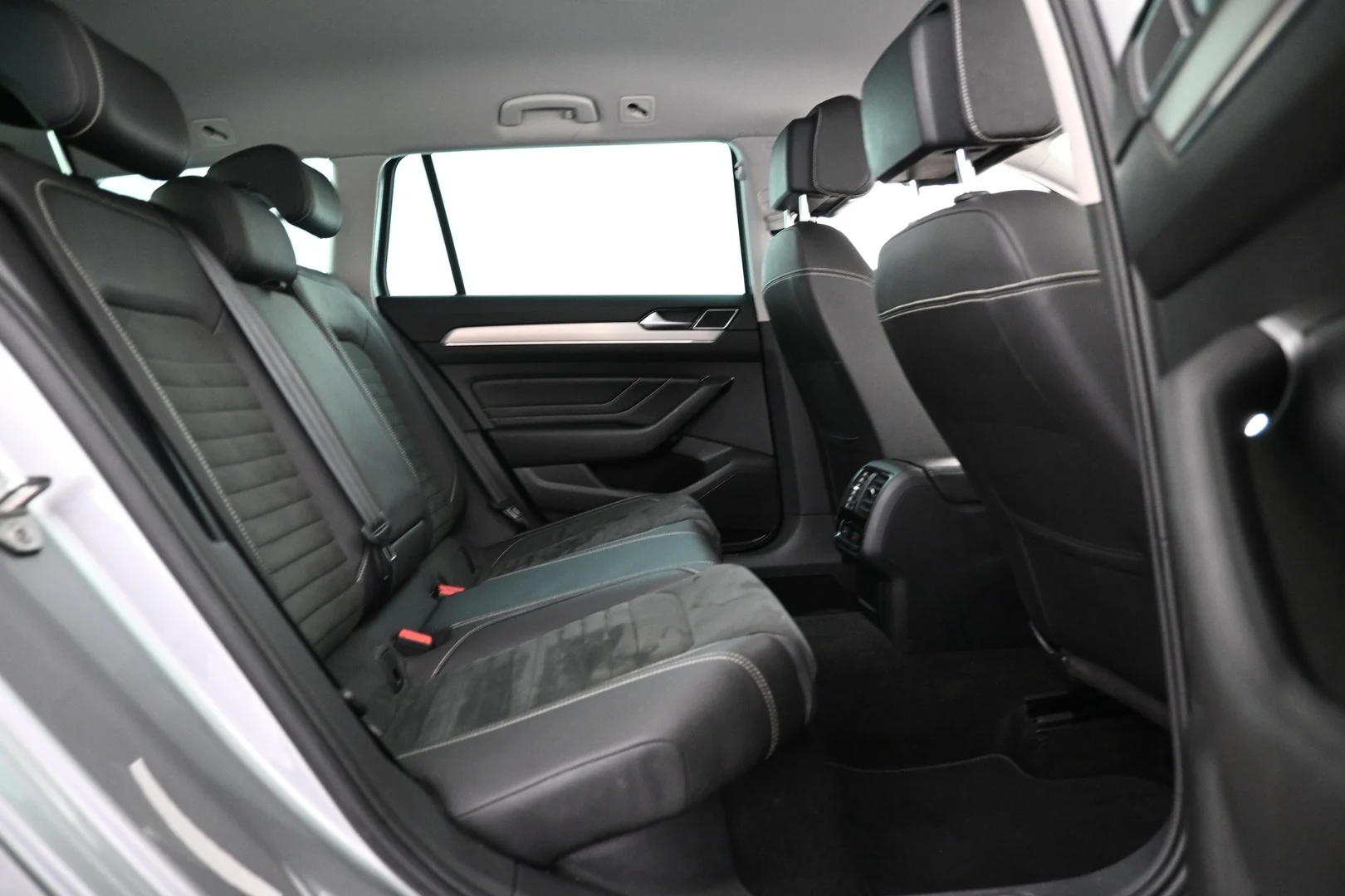 Car Image - 4mYqRe8BDD6yA65QfLosP2