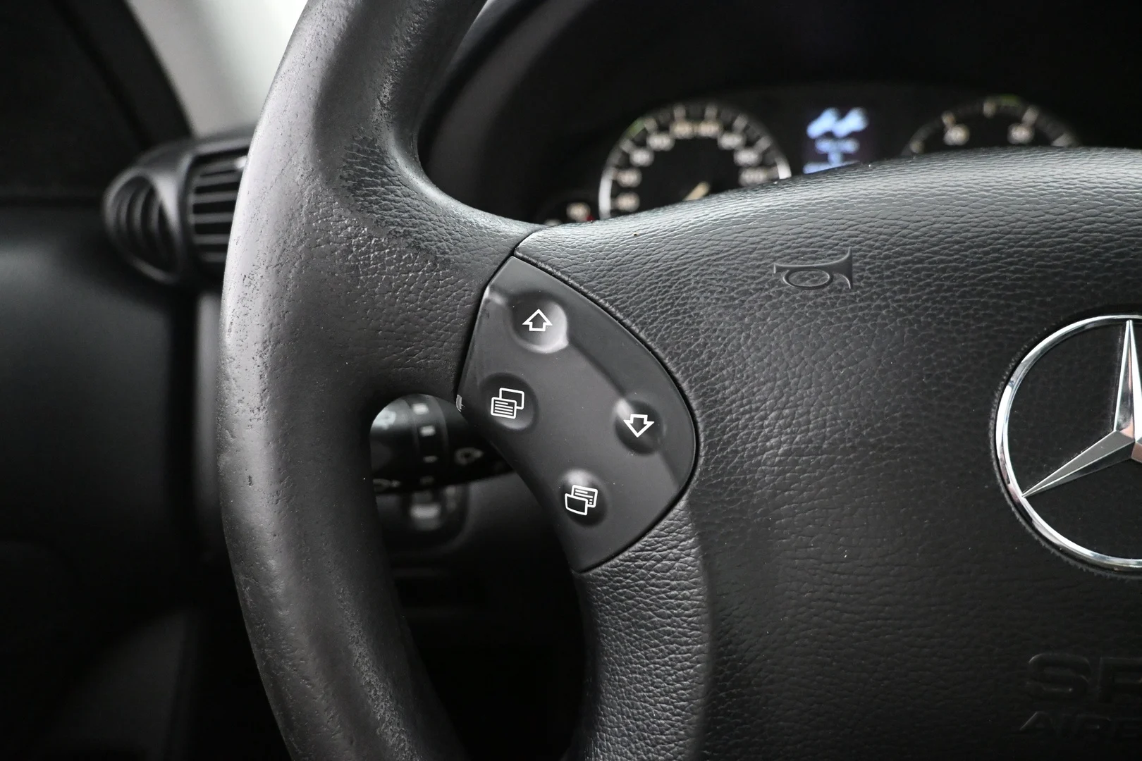 Car Image - 4wtJuql6HZJ0S6UK1ejynU