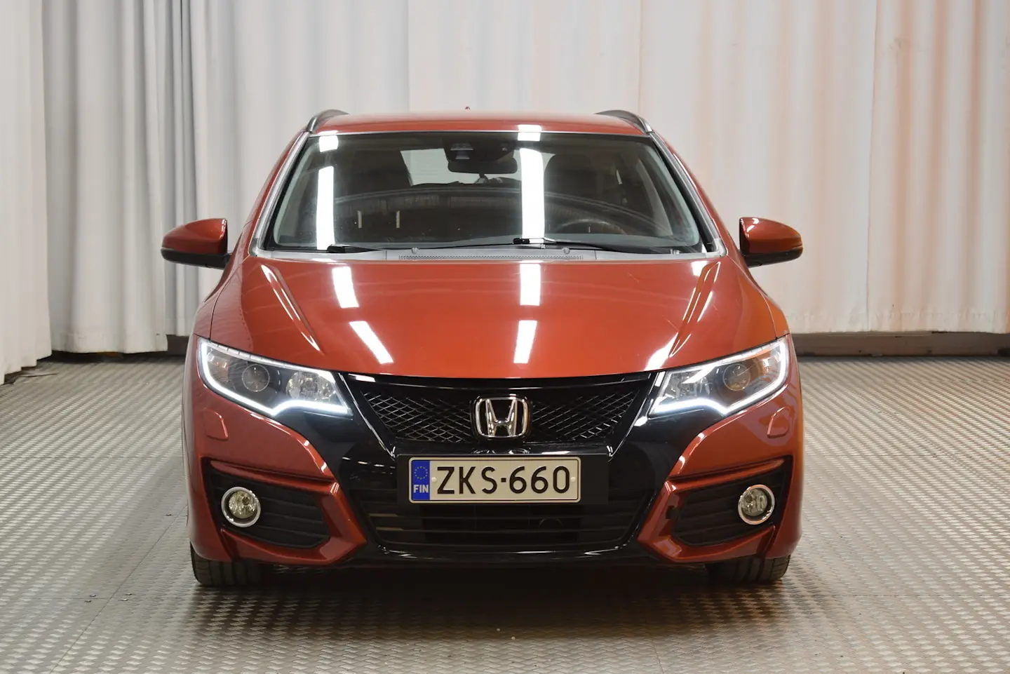 Car Image - pbkIENbaE3gIxwUqp9L8V