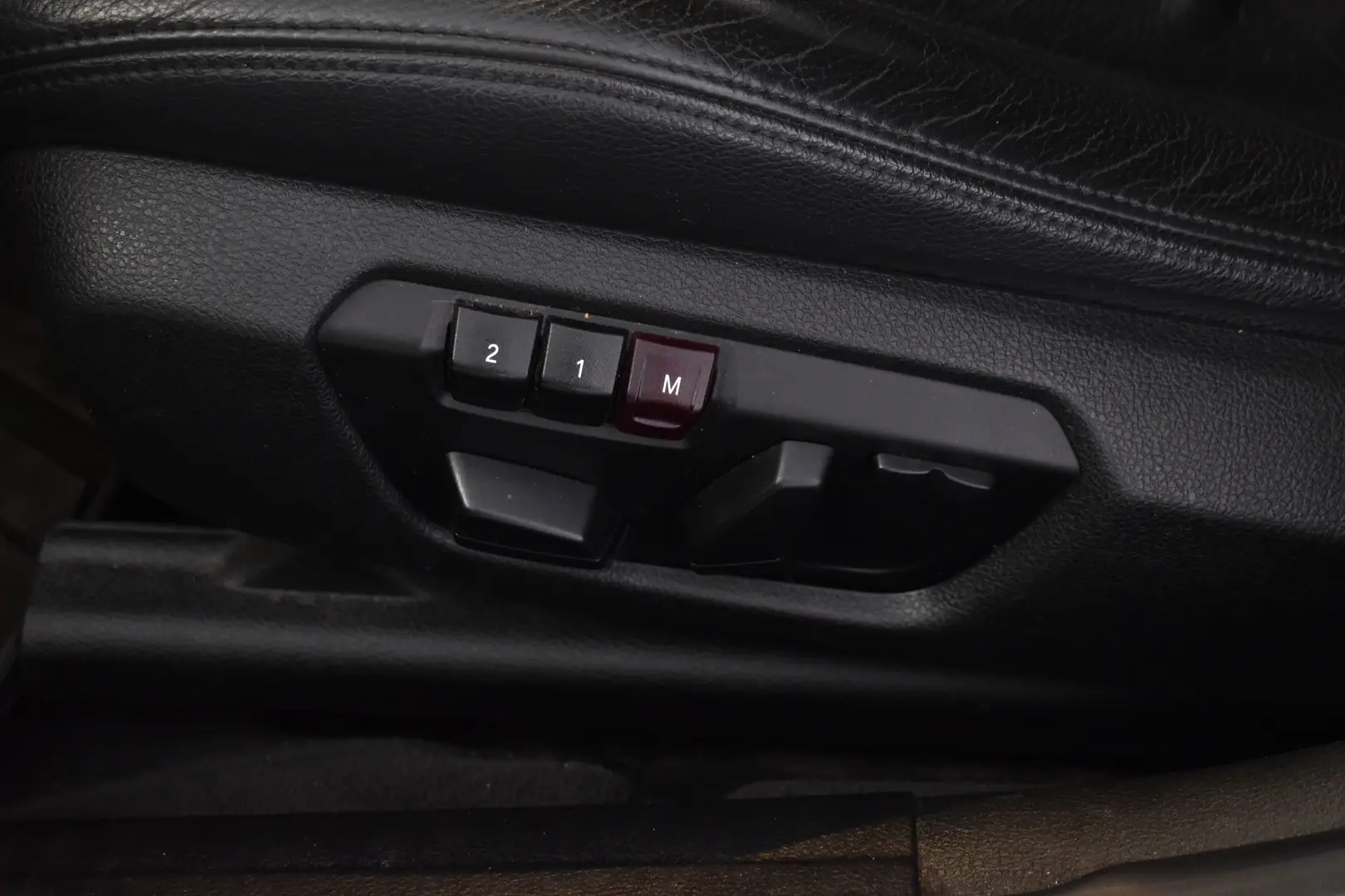 Car Image - 7JnC1tWLTKflgcxWVylQqC