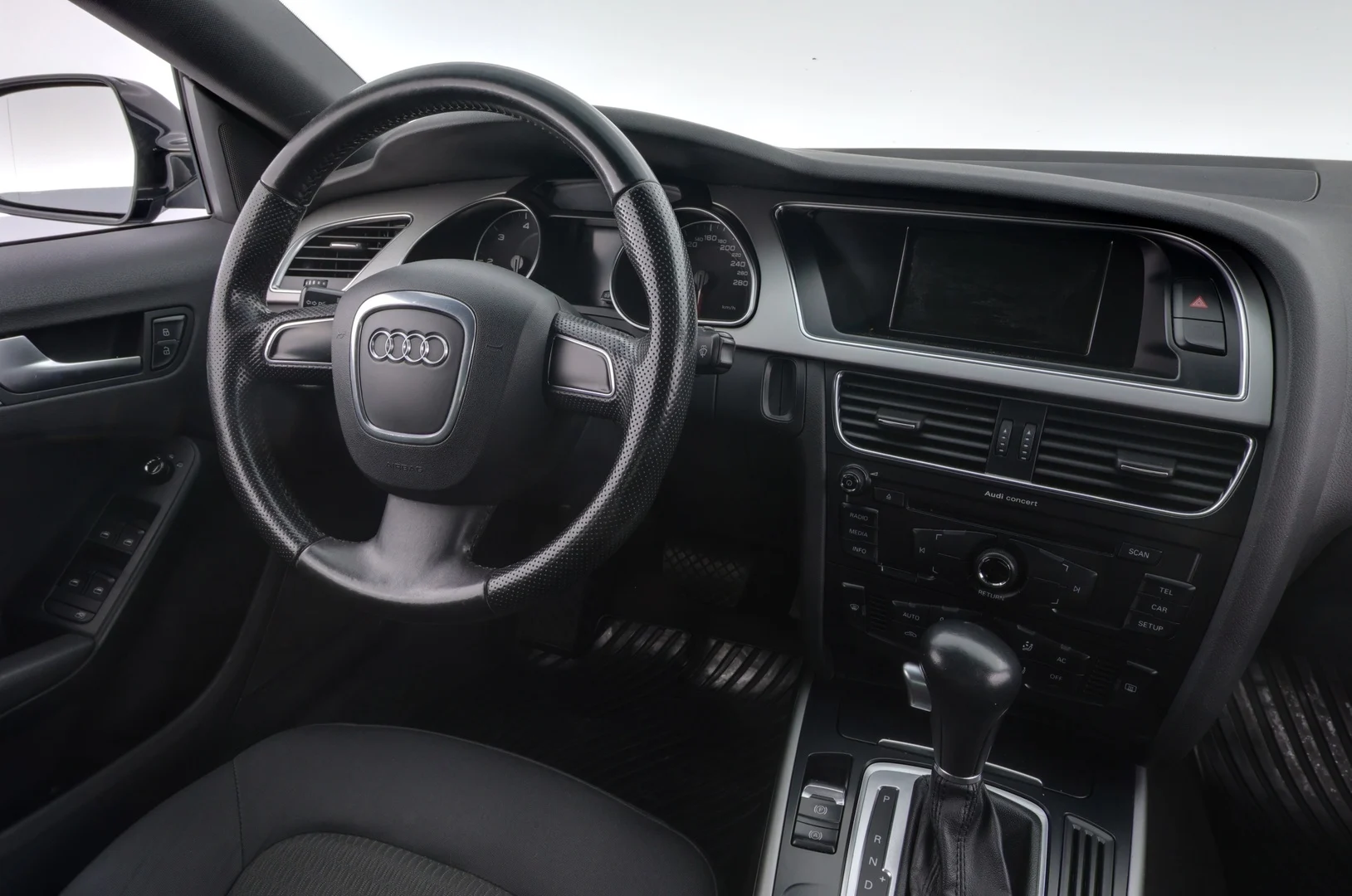 Car Image - 4KCvr6o5GVRsjmBPABPN15