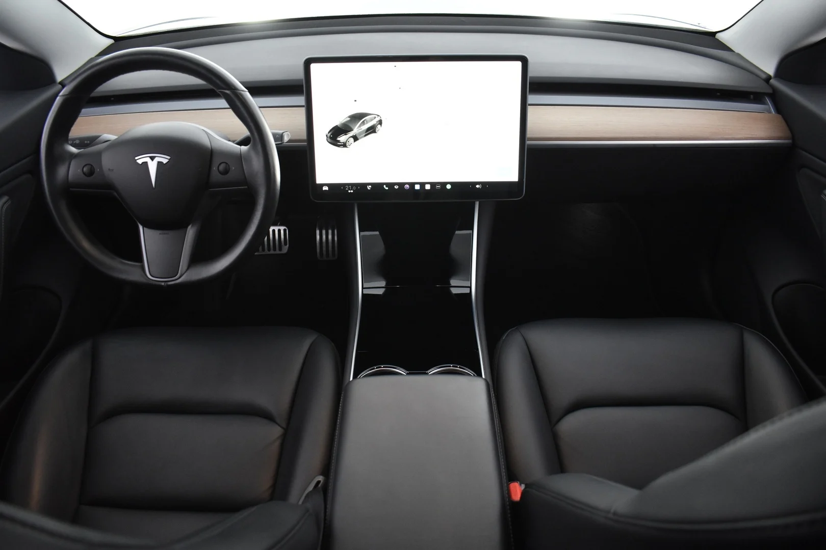 Car Image - 6SIk2AyOgz5TMn4TlzqmCj