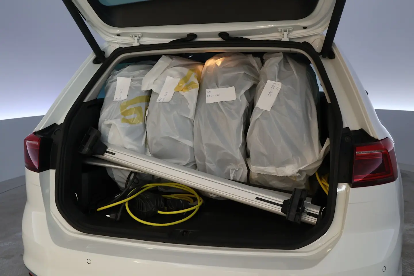 Car Image - 4aJyo3iVnCpC9sCSTrnH6q