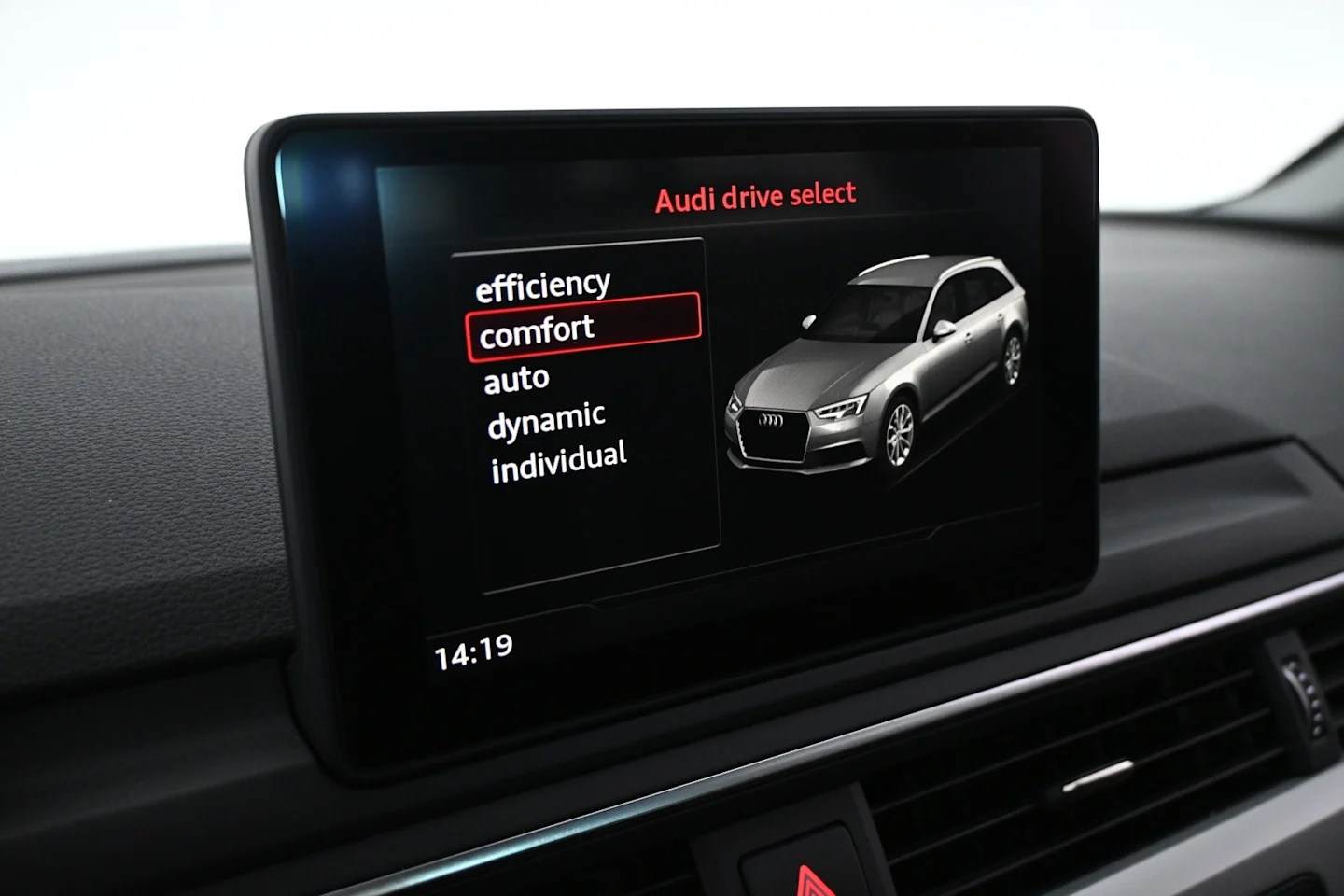 Car Image - 7Ji2oQ9T0EyNeCa5CV9ZKj