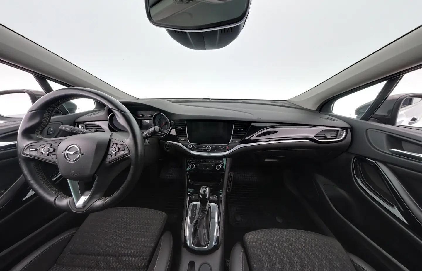 Car Image - 3cJPcW7OvdJ8WIvZmuA3St