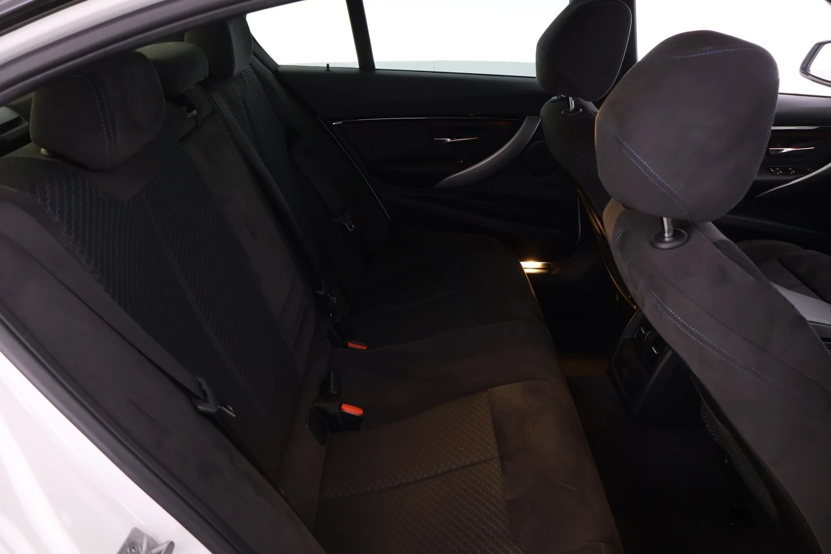 Car Image - 1qZz7qcoejEJu4R3Xla3ER