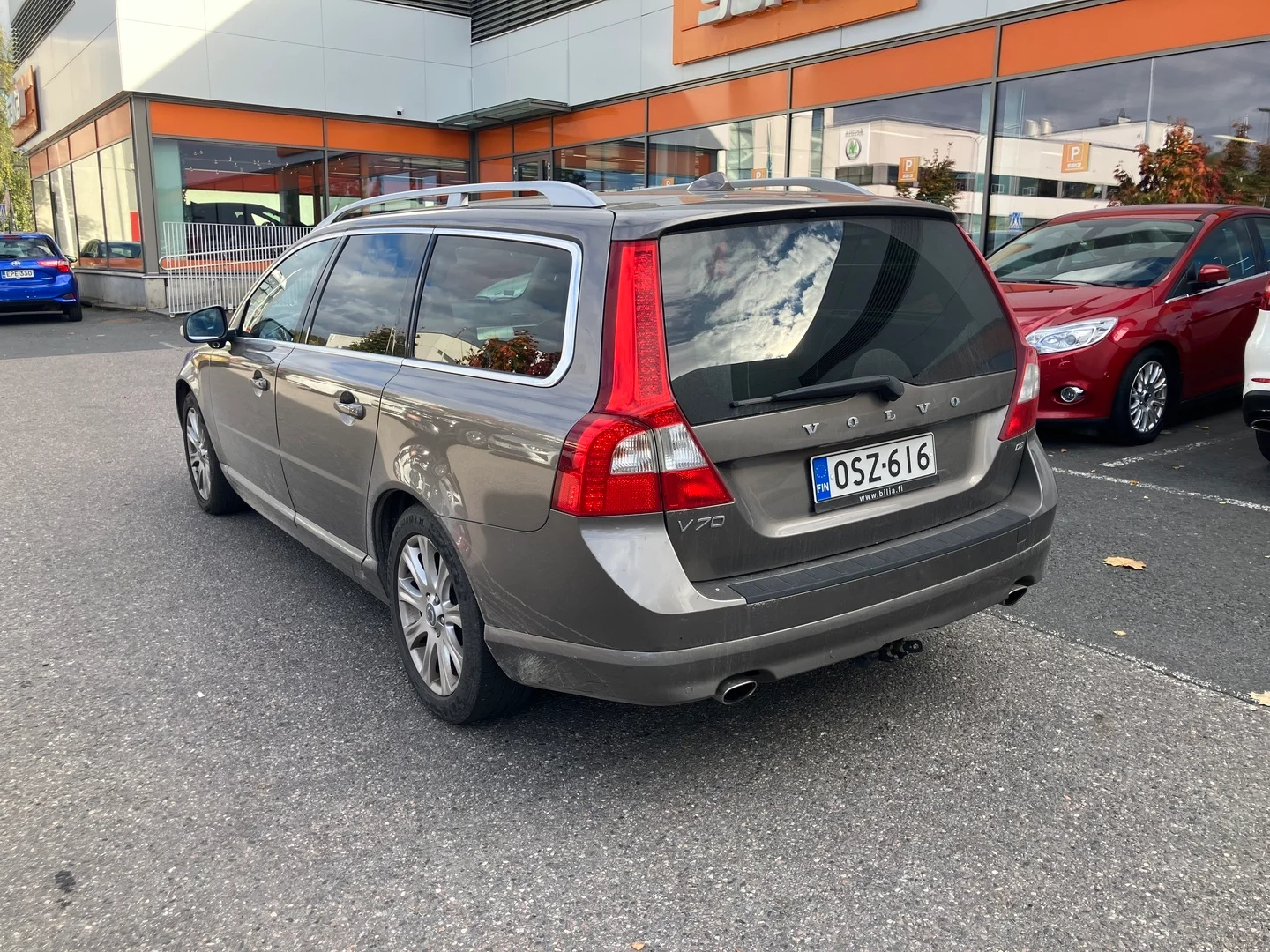 Car Image - 7h6UZU5AxsL0v6PckBmGYW
