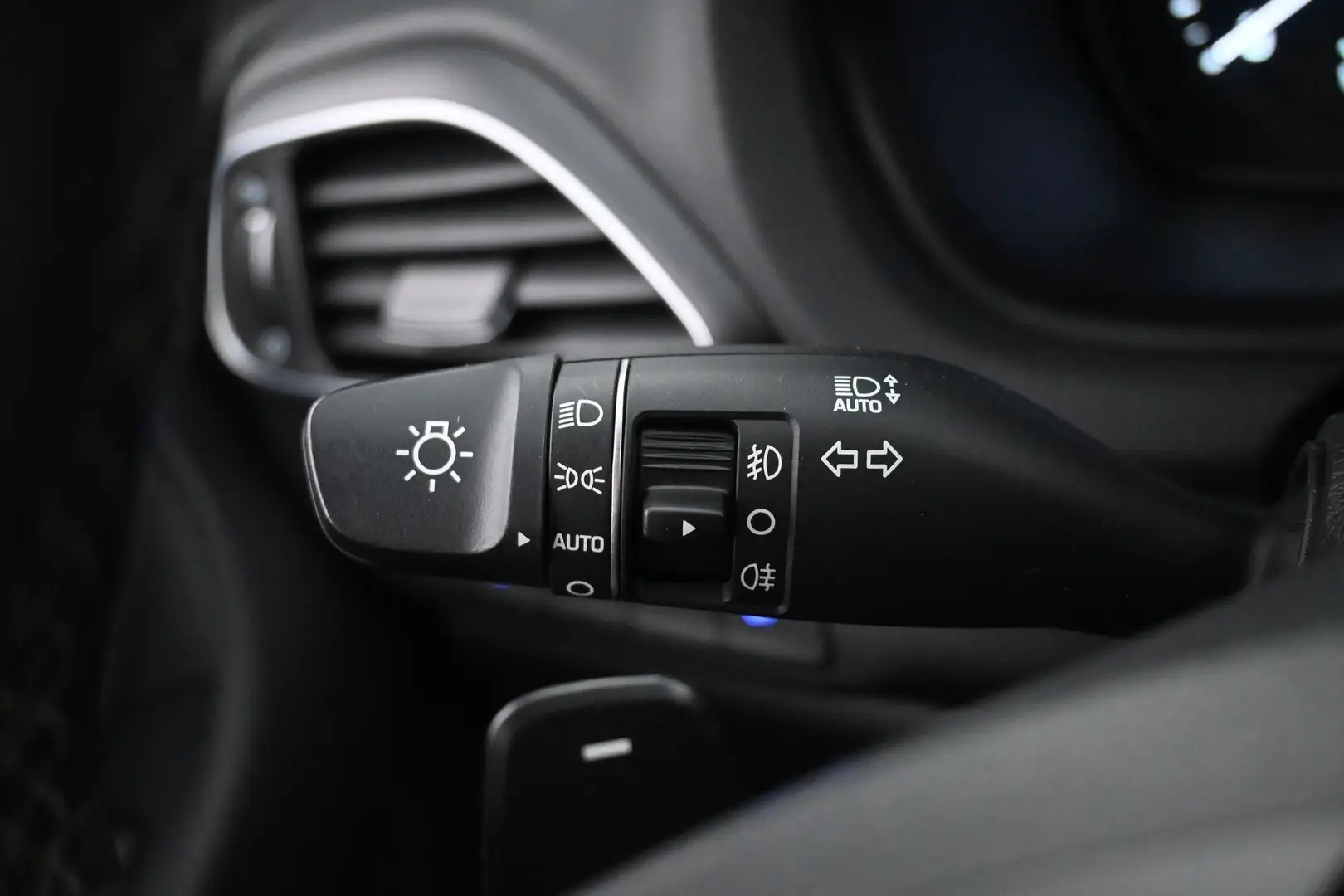 Car Image - 5Uou8I52XLX6lurua7RU2D
