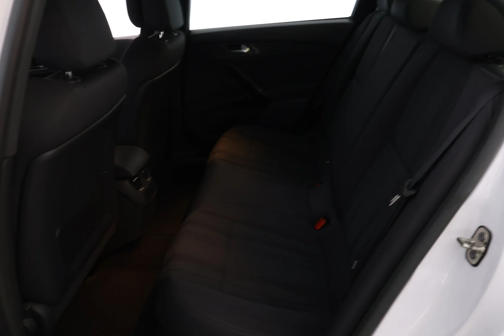 Car Image - 7mcU4PKgBtYgGzLD5N0AN9