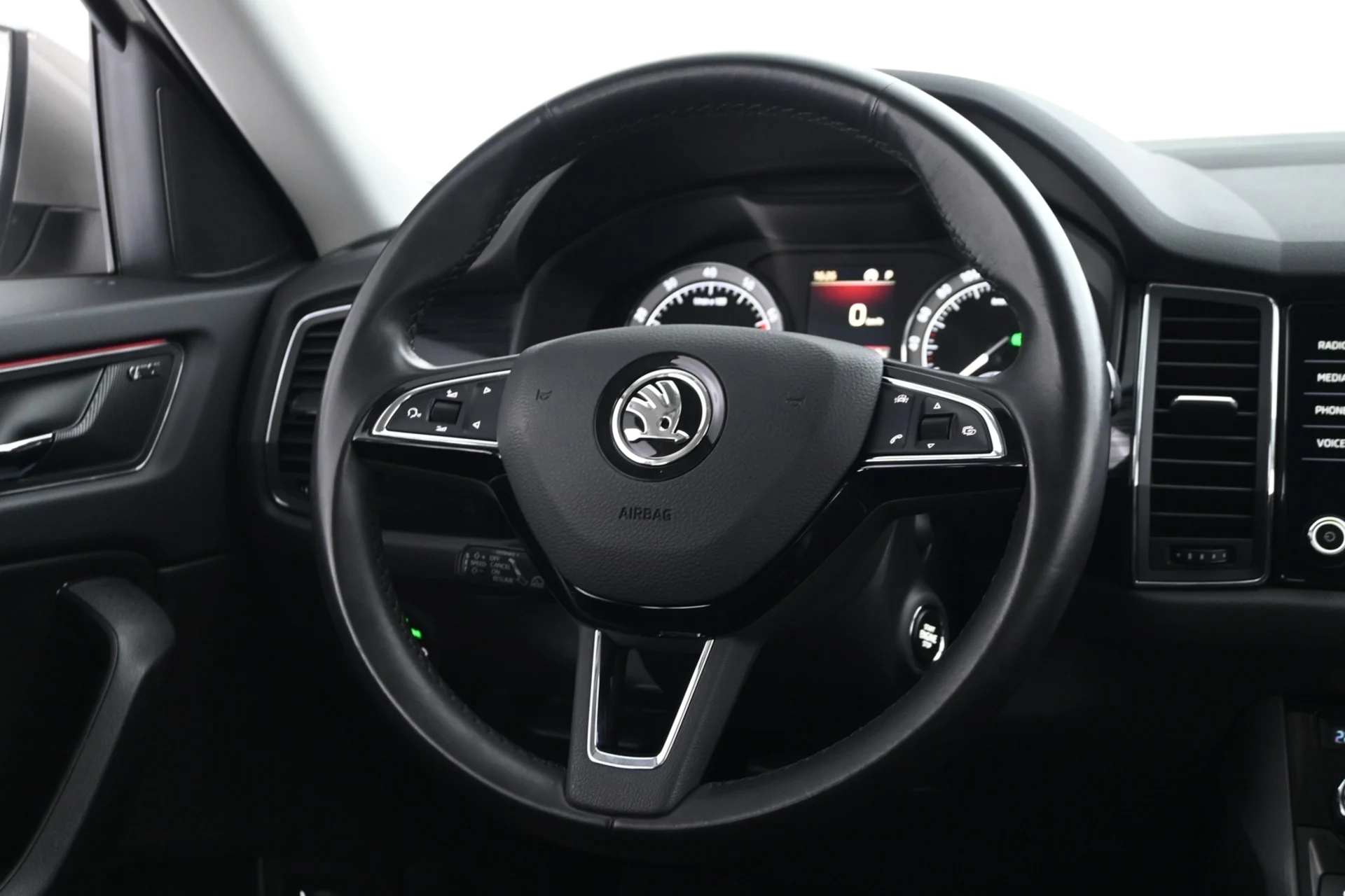 Car Image - 3SoY7u4VcKUvuY8ORQyNC6