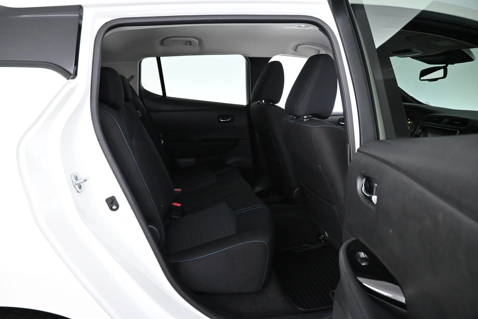 Car Image - 7YCE4guQ1dPQMTclvudak